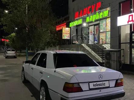 Mercedes-Benz E 200 1990 года за 1 650 000 тг. в Кызылорда – фото 4