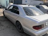 Mercedes-Benz E 200 2002 годаүшін1 150 000 тг. в Шымкент – фото 5