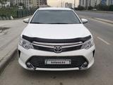 Toyota Camry 2015 годаүшін13 300 000 тг. в Шымкент – фото 2