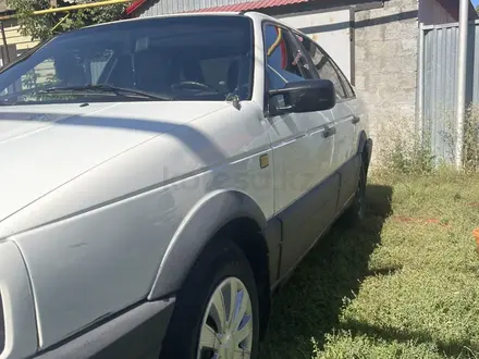 Volkswagen Passat 1992 года за 1 400 000 тг. в Уральск – фото 3