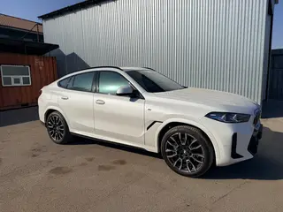 BMW X6, 2025