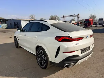 BMW X6 XDrive 40i 2025 года за 48 000 000 тг. в Астана – фото 2