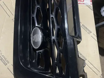 Решетка радиатора на Land Rover за 7 007 тг. в Шымкент – фото 4