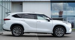 Toyota Highlander 2025 годаүшін23 200 000 тг. в Астана – фото 3