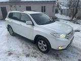 Toyota Highlander 2012 года за 12 200 000 тг. в Алматы – фото 3