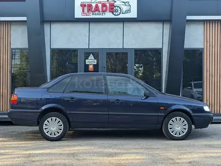 Volkswagen Passat 1994 года за 1 595 000 тг. в Караганда – фото 8