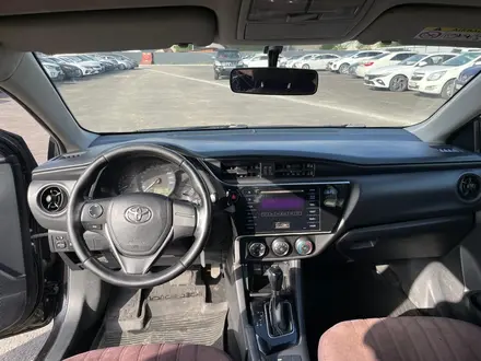 Toyota Corolla 2017 года за 6 183 900 тг. в Алматы – фото 11