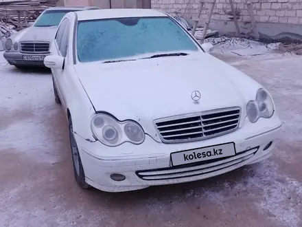 Mercedes-Benz C 230 2005 года за 2 200 000 тг. в Актау – фото 6