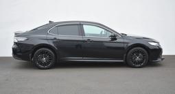 Toyota Camry Prestige 2020 года за 12 450 000 тг. в Атырау – фото 4