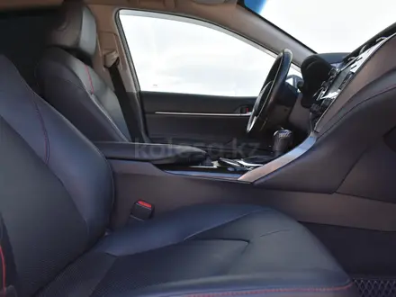 Toyota Camry Prestige 2020 года за 11 299 990 тг. в Атырау – фото 14