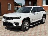 Jeep Grand Cherokee 2022 года за 31 500 000 тг. в Усть-Каменогорск – фото 3