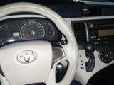 Toyota Sienna 2012 года за 9 500 000 тг. в Актобе – фото 2
