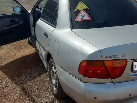 Mitsubishi Carisma 1998 года за 1 450 000 тг. в Караганда – фото 4