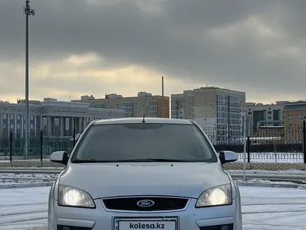 Ford Focus 2008 года за 2 500 000 тг. в Уральск – фото 2