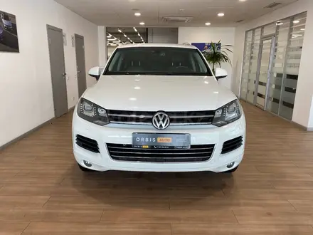 Volkswagen Touareg 2012 года за 9 100 000 тг. в Алматы – фото 2