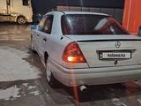 Mercedes-Benz C 200 1994 года за 1 400 000 тг. в Казыгурт – фото 5