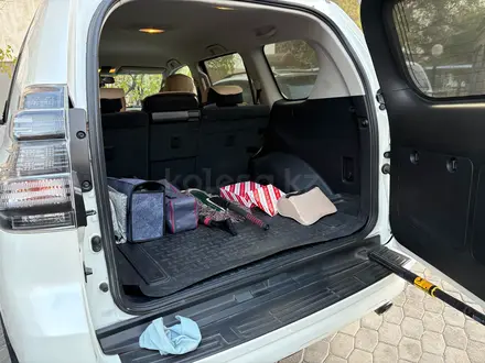 Toyota Land Cruiser Prado 2017 года за 18 000 000 тг. в Атырау – фото 9