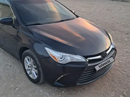 Toyota Camry 2015 года за 8 200 000 тг. в Актау – фото 2