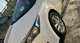 Toyota Corolla 2013 года за 7 500 000 тг. в Уральск – фото 2