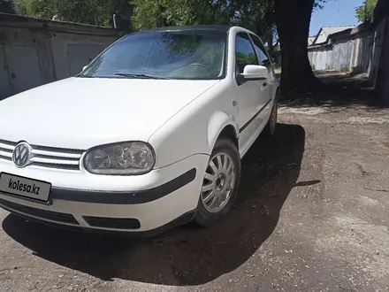 Volkswagen Golf 2002 года за 2 000 000 тг. в Алматы
