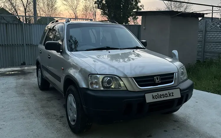 Honda CR-V 1997 годаүшін3 000 000 тг. в Алматы