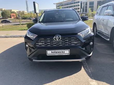 Toyota RAV4 2021 года за 21 800 000 тг. в Астана – фото 4