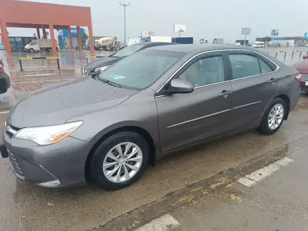 Toyota Camry 2015 года за 6 500 000 тг. в Шымкент – фото 2