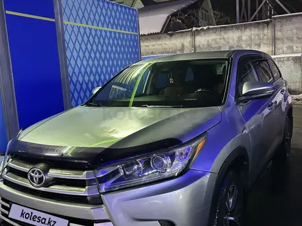 Toyota Highlander 2019 года за 13 500 000 тг. в Алматы – фото 3