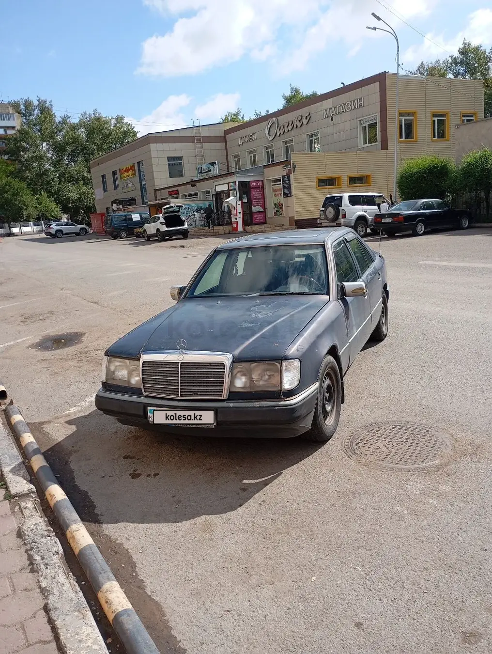 Mercedes-Benz E-Class, 1992