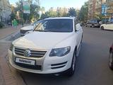 Volkswagen Touareg 2007 года за 8 000 000 тг. в Алматы – фото 5