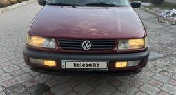 Volkswagen Passat 1995 года за 2 100 000 тг. в Тараз – фото 2