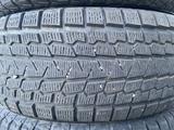 Комплект зимние шины 265/60/18 265/60R18 Yokohama. за 140 000 тг. в Алматы – фото 3