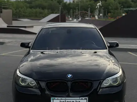 BMW 530 2003 года за 7 600 000 тг. в Алматы – фото 2