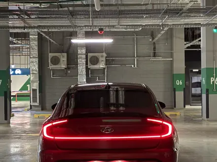 Hyundai Sonata 2021 года за 8 100 000 тг. в Астана – фото 3
