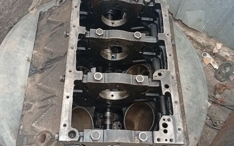 Блок двигателя за 450 000 тг. в Алматы