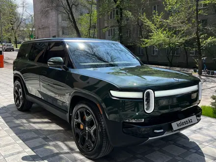 Rivian R1S 2023 годаүшін53 000 000 тг. в Алматы – фото 2