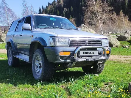 Toyota Hilux Surf 1995 годаүшін2 600 000 тг. в Талдыкорган – фото 2