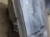 Передние фары Toyota Hiace 100 106 кузов за 20 000 тг. в Алматы – фото 2