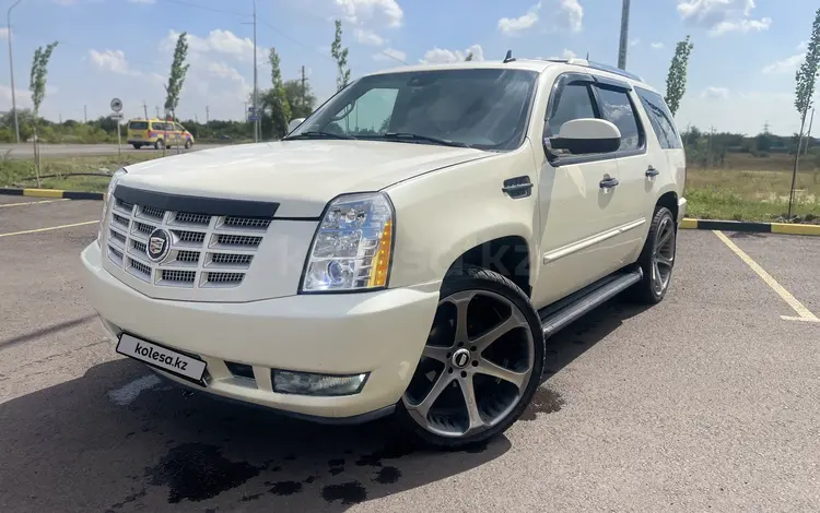 Cadillac Escalade 2008 годаfor12 000 000 тг. в Караганда