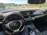 Lexus ES 300h 2013 года за 7 000 000 тг. в Актау – фото 2