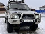 Toyota Land Cruiser Prado 1998 года за 6 800 000 тг. в Атырау – фото 2