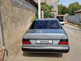 Mercedes-Benz E 200 1992 года за 1 100 000 тг. в Тараз – фото 3
