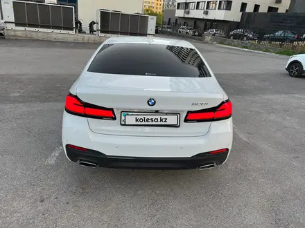 BMW 520 2021 года за 26 000 000 тг. в Алматы – фото 6