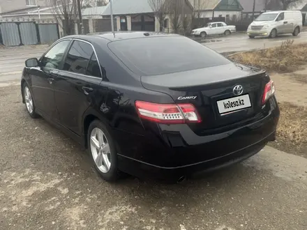 Toyota Camry 2010 года за 4 800 000 тг. в Актобе – фото 4