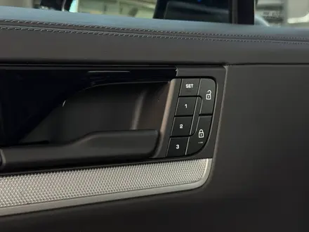 Porsche Cayenne Coupe 2024 года за 75 000 000 тг. в Алматы – фото 21