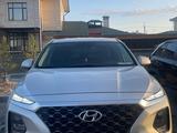 Hyundai Santa Fe 2019 года за 14 350 000 тг. в Астана