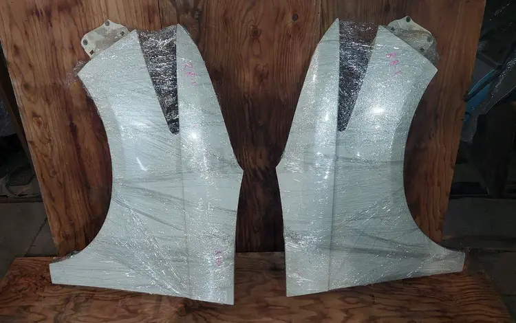 Крыло за 35 000 тг. в Алматы