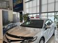 Toyota Camry Prestige 2023 года за 18 308 000 тг. в Актобе – фото 2