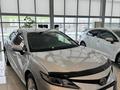 Toyota Camry Prestige 2023 года за 18 550 000 тг. в Актобе – фото 7