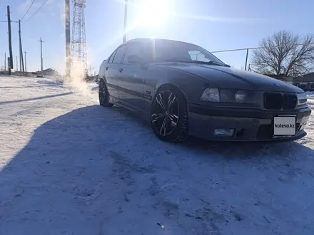 BMW 325 1992 года за 3 900 000 тг. в Астана – фото 2